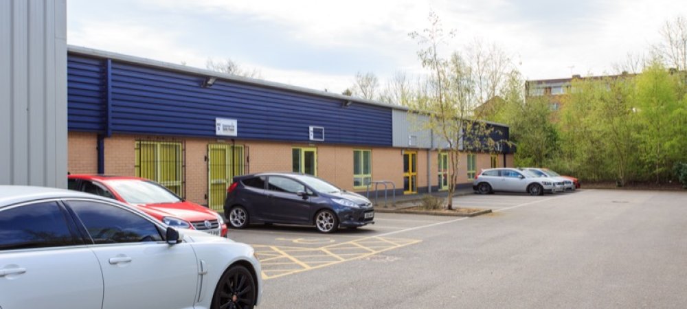 Company location to rent in Mansfield